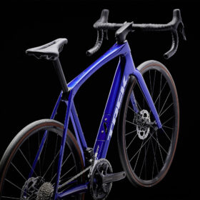 Trek Vélo Route Carbone – DOMANE SL 6 Gen 4 105 Di2 – 2024 – Hex Blue