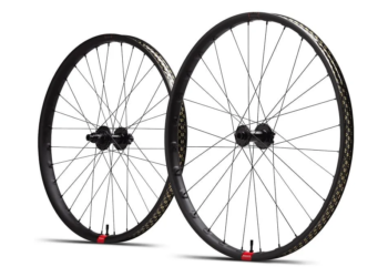 Paire de Roue Reserve E 30 HD 31 DH Industry Nine 1/1 29 » | Boost 15×110 – 12×148 mm | CenterLock