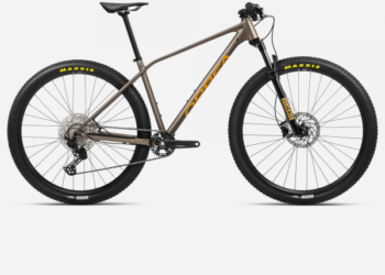 SPECIFICATIONS FRAMES FRAME Orbea Alma Hydro Alloy, Boost 12×148, BSA BB, Internal cable routing.