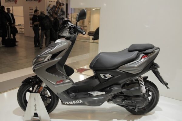 Yamaha Aerox 4 50 cm3