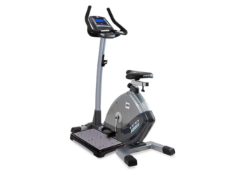 Vélo d’appartement à Usage reéducatif Semipro Accés sécurité et connectivité