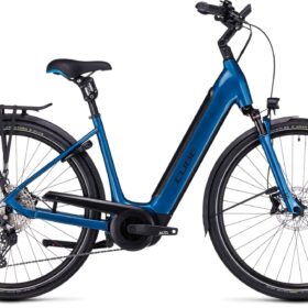 Cube Supreme Sport Hybrid EXC 625 bleu et noir
