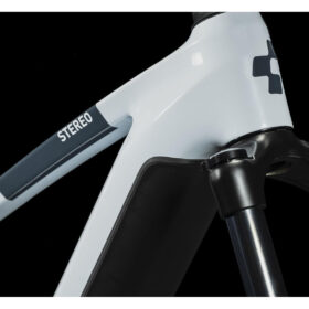 Stereo Hybrid 140 HPC Pro 750